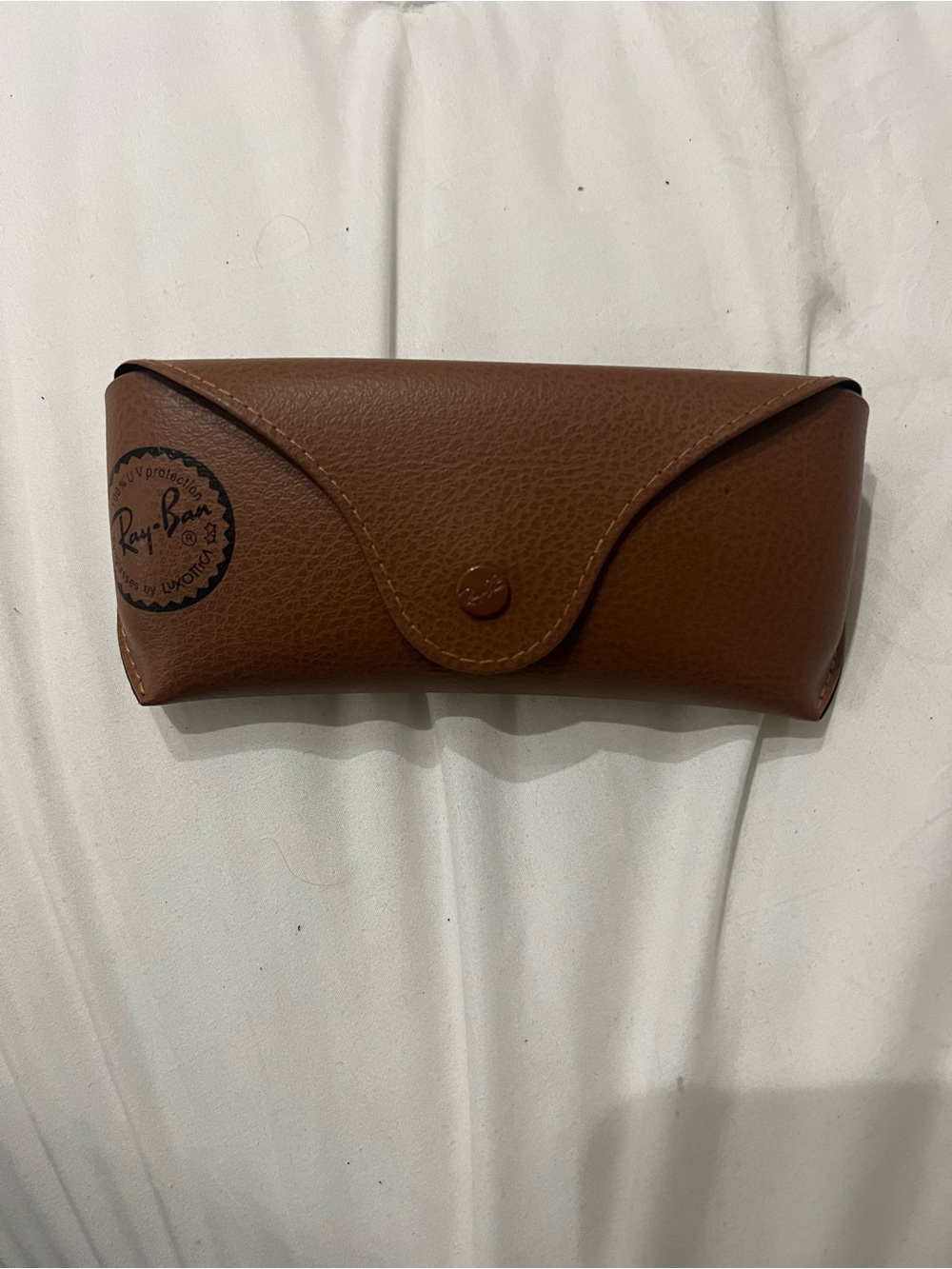 NWT Ray-Ban Sunglass Case Brown with cloth